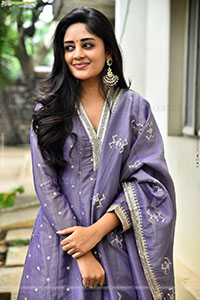 Deepshika at Maargan Movie Trailer Launch Event