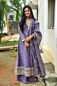 Deepshika at Maargan Movie Trailer Launch Event