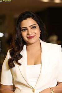 Divya Pillai at Bhairavam Pre Release Event, HD Gallery 