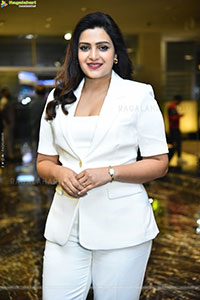 Divya Pillai at Bhairavam Pre Release Event, HD Gallery 