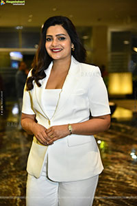 Divya Pillai at Bhairavam Pre Release Event, HD Gallery 