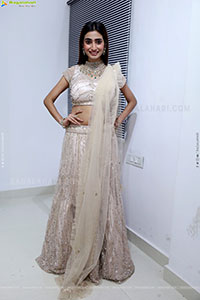 Fasiha Waseem Stills in White Designer Dress, HD Gallery