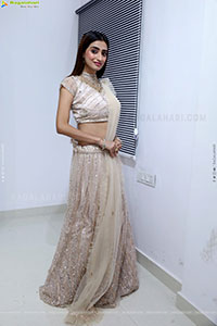 Fasiha Waseem Stills in White Designer Dress, HD Gallery
