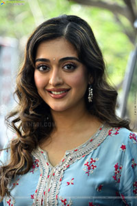 Gayatri Bharadwaj at Cult Movie Launch Event, HD Gallery
