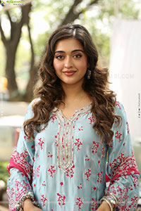 Gayatri Bharadwaj at Cult Movie Launch Event, HD Gallery
