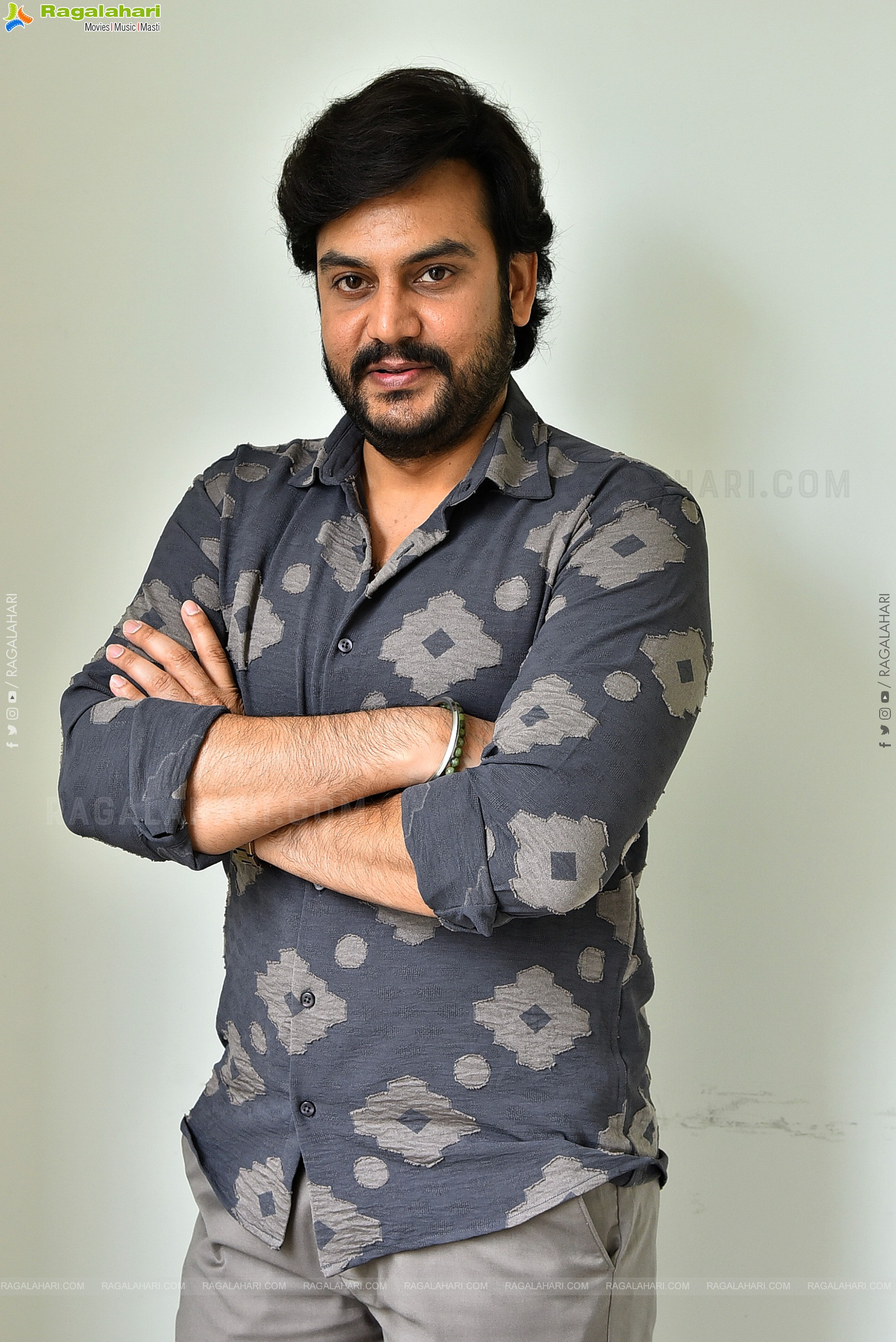 Hero Rupeysh at Shashtipoorthi Movie Interview, HD Gallery