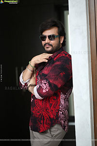 Rupeysh at Shashtipoorthi Movie Interview, HD Gallery