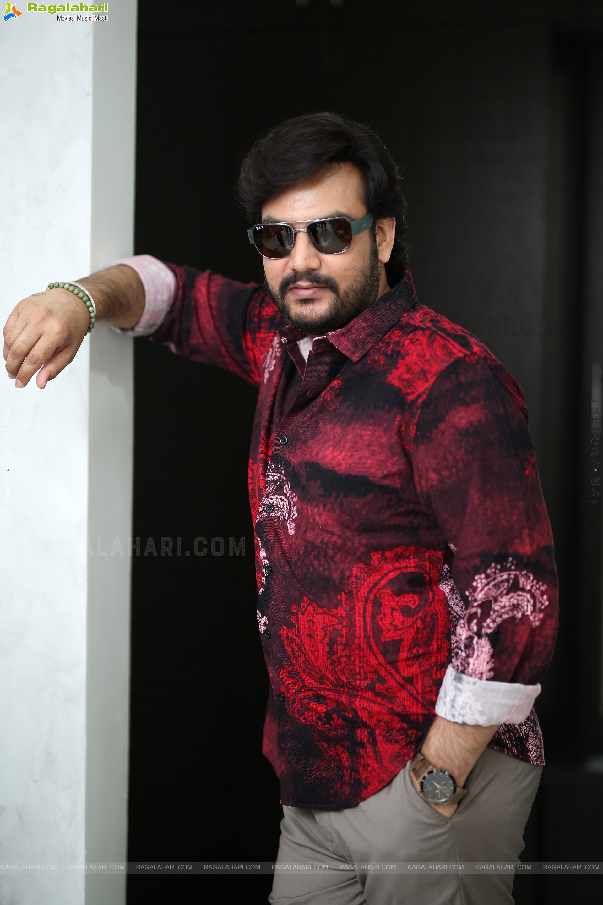 Hero Rupeysh at Shashtipoorthi Movie Interview, HD Gallery