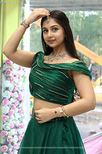 Jabili Jetta stills in Green Designer Dress, HD Gallery