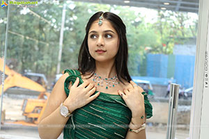 Jabili Jetta stills in Green Designer Dress, HD Gallery