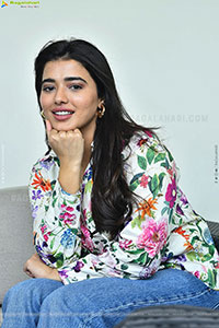 Ketika Sharma at Single Movie Interview, HD Gallery