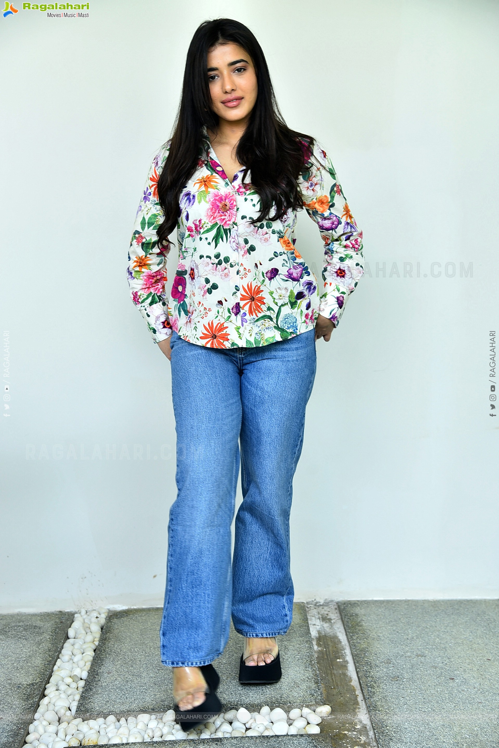 Ketika Sharma at Single Movie Interview, HD Gallery