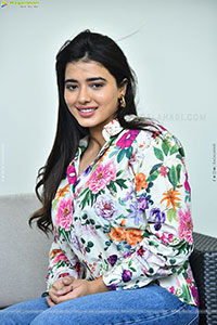 Ketika Sharma at Single Movie Interview, HD Gallery