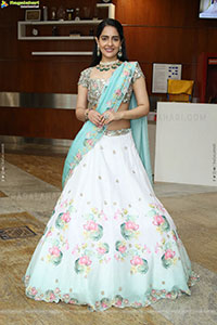 Malvi Malhotra at Hi Life Exhibition Launch, HD Gallery
