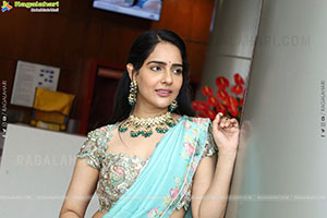 Malvi Malhotra at Hi Life Exhibition Launch, HD Gallery