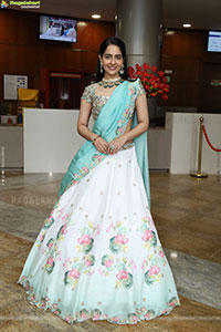 Malvi Malhotra at Hi Life Exhibition Launch, HD Gallery