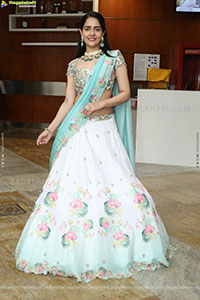 Malvi Malhotra at Hi Life Exhibition Launch, HD Gallery