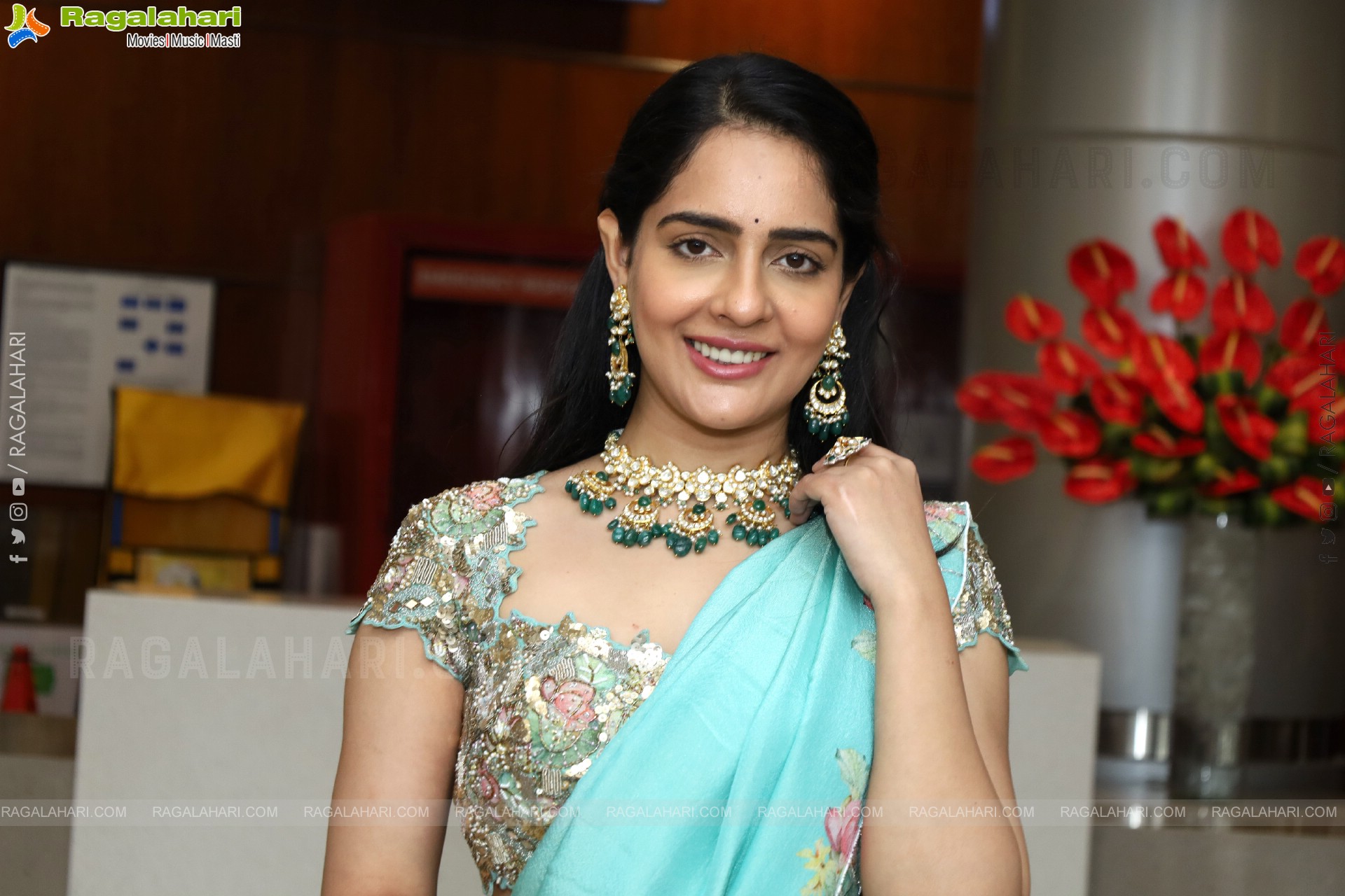 Malvi Malhotra at Hi Life Exhibition Launch, HD Gallery