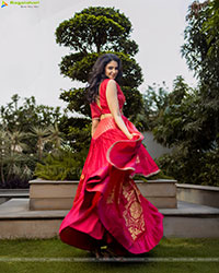 Manasa Varanasi Latest Photoshoot Stills, HD Gallery 