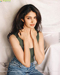 Manasa Varanasi Latest Photoshoot Stills, HD Gallery 