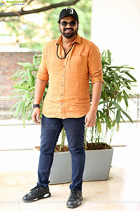 Manchu Manoj at Bhairavam Interview, HD Gallery