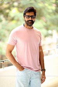 Naveen Chandra at Eleven Movie Interview, HD Gallery