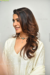 Samantha at Subham Movie Interview, HD Gallery
