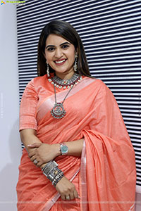 Sravanthi Chokarapu at Hi Life Fashion Showcase Event 