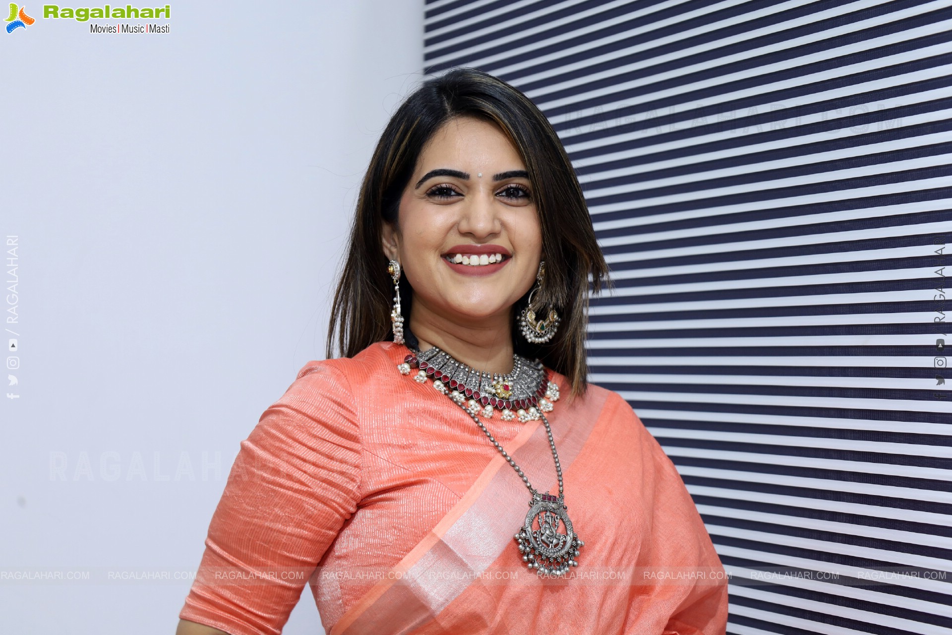 Sravanthi Chokarapu at Hi Life Exhibition Fashion Showcase Event, HD Gallery