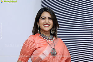Sravanthi Chokarapu at Hi Life Fashion Showcase Event 