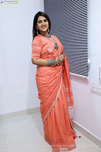 Sravanthi Chokarapu at Hi Life Fashion Showcase Event 