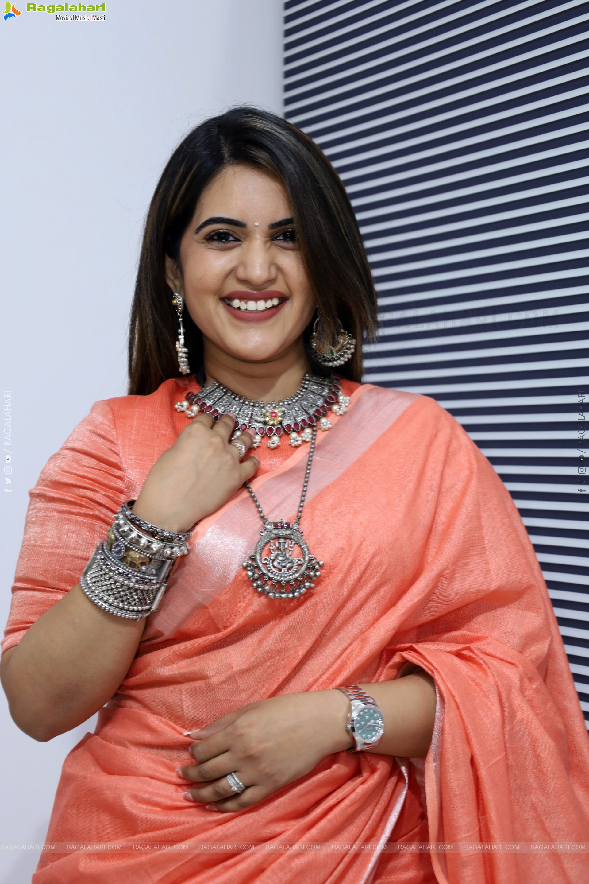 Sravanthi Chokarapu at Hi Life Exhibition Fashion Showcase Event, HD Gallery