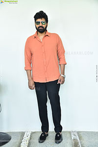 Sree Vishnu at Single Movie Interview, HD Gallery
