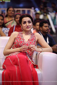 Trisha stills at Thug Life Pre Release Event, HD Gallery