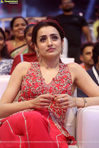 Trisha stills at Thug Life Pre Release Event, HD Gallery