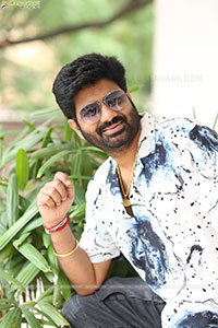 Vijay Kanakamedala at Bhairavam Interview, HD Gallery