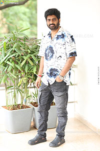 Vijay Kanakamedala at Bhairavam Interview, HD Gallery