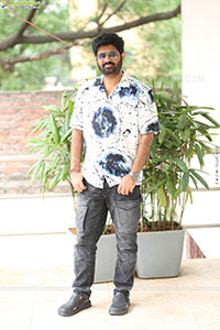 Vijay Kanakamedala at Bhairavam Interview, HD Gallery