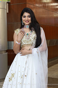 Aadya Reddy at Hi Life Summer Special Exhibition