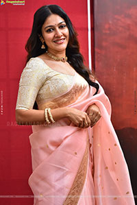 Anarkali Nazar at Gopichand's New Movie Launch Event