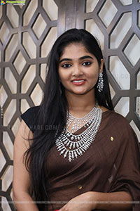 Gayathri Kothapalli stills in Traditional Saree