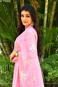 Hasini Sudheer at Purushaha Movie Press Meet, HD Gallery