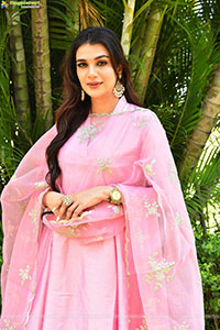 Hasini Sudheer at Purushaha Movie Press Meet, HD Gallery