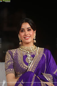 Janhvi Kapoor at Peddi Ki Aawaz Grand Event, HD Gallery 