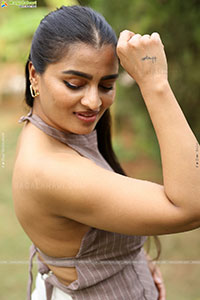 Jyothi Ramana Latest HD Stills, Photo Gallery