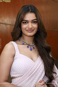 Pragnya Ayyagari stills in Pink Saree, HD Gallery