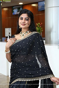 Siri Papa stills in Black Saree, HD Gallery