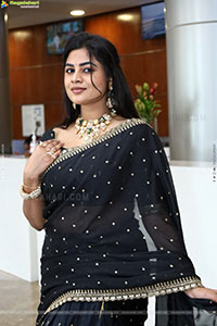 Siri Papa stills in Black Saree, HD Gallery