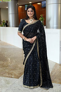 Siri Papa stills in Black Saree, HD Gallery