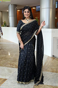 Siri Papa stills in Black Saree, HD Gallery